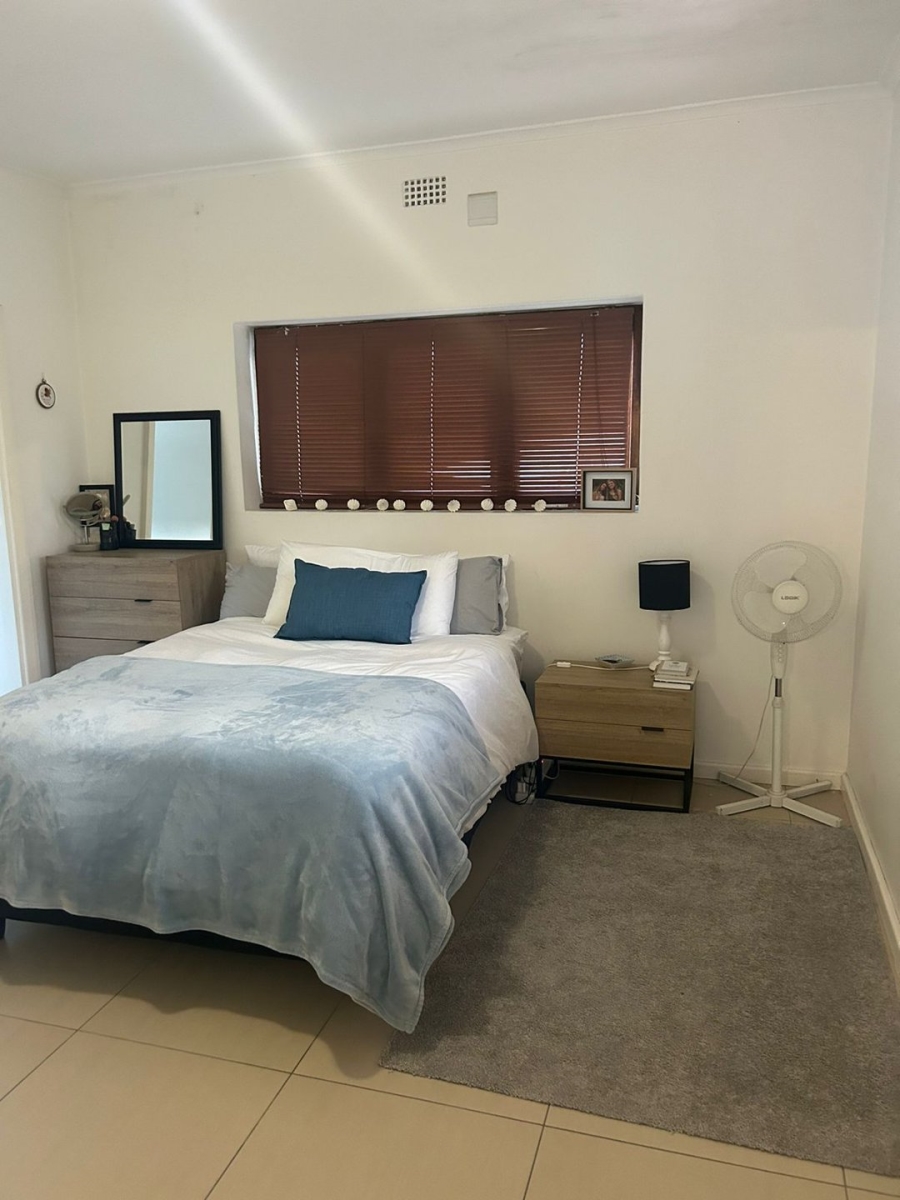 To Let 1 Bedroom Property for Rent in Rondebosch Western Cape